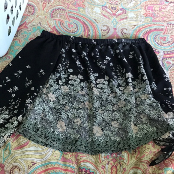 charlotte russe off the shoulder blouse - Picture 1 of 3
